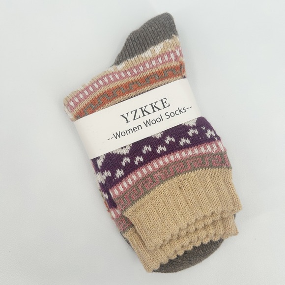 NWT YZKKE Womens Merino Wool Socks Fair Isle Nordic Knit Pattern Winter Size 5-9 - Picture 1 of 4